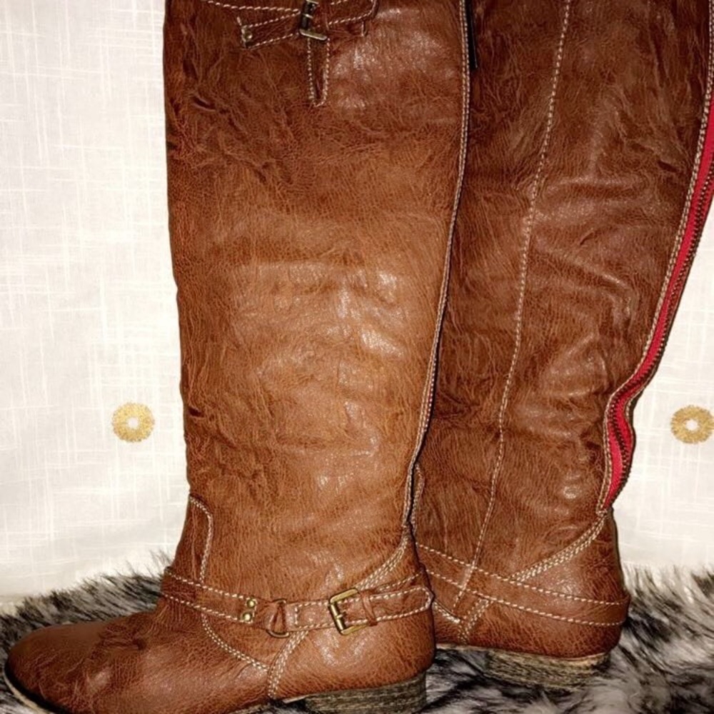 Brown boots